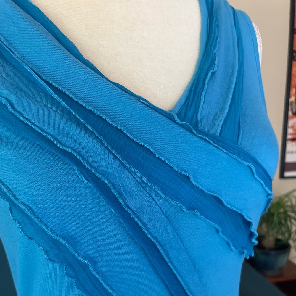 Billabong sleeveless top - Picture 2 of 6